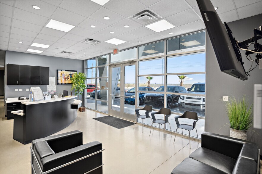 More Photos Of 1381 Darrington Rd, El Paso Industrial For Sale