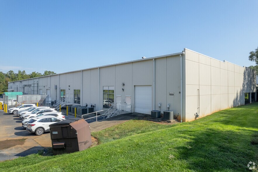 More Photos Of 111 Corporate Dr, Spartanburg Research And Development For Lease