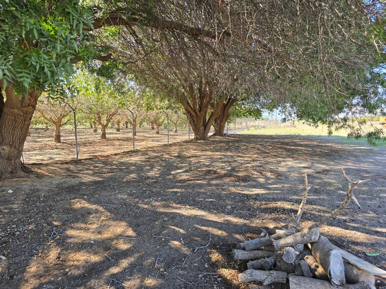 More Photos Of 69828 US-60, Wenden Warehouse For Sale