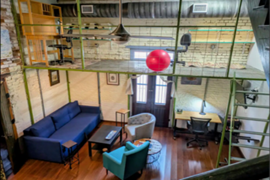 More Photos Of 828 E 15th St, Brownsville Office For Sale