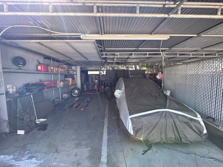 More Photos Of 705 W Commonwealth Ave, Fullerton Auto Repair For Lease