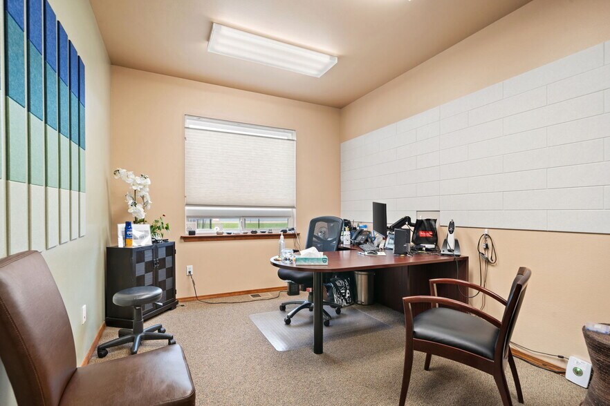 More Photos Of 538 N 5th Ave, Sequim Medical For Sale