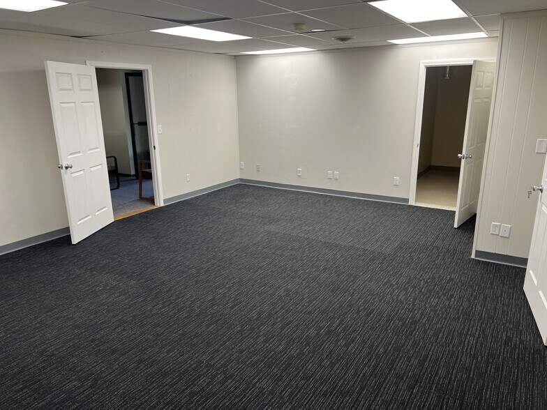 More Photos Of 345 Dick Rd, Depew Office For Lease