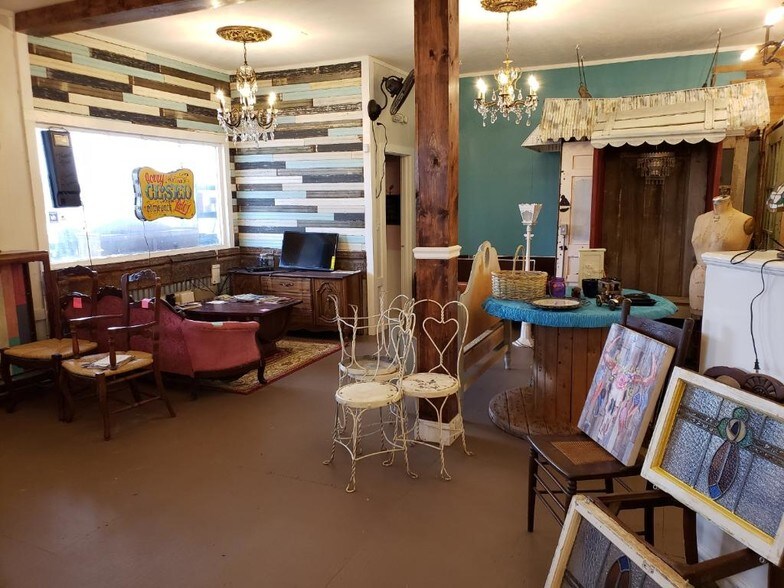 More Photos Of 1255 W Highway 6, Alvin Freestanding For Sale