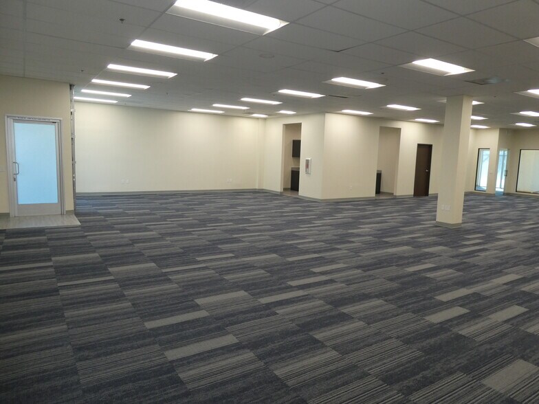 More Photos Of 6100-6120 San Fernando Rd, Glendale Office For Sale