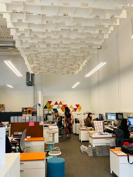 More Photos Of 2301 E Riverside Dr, Austin Unknown For Lease