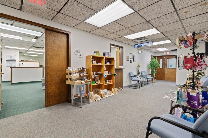 More Photos Of 1780 Westland Rd, Cheyenne Office For Sale