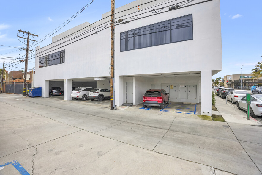 More Photos Of 5353 E 2nd St, Long Beach Storefront Retail Office For Lease