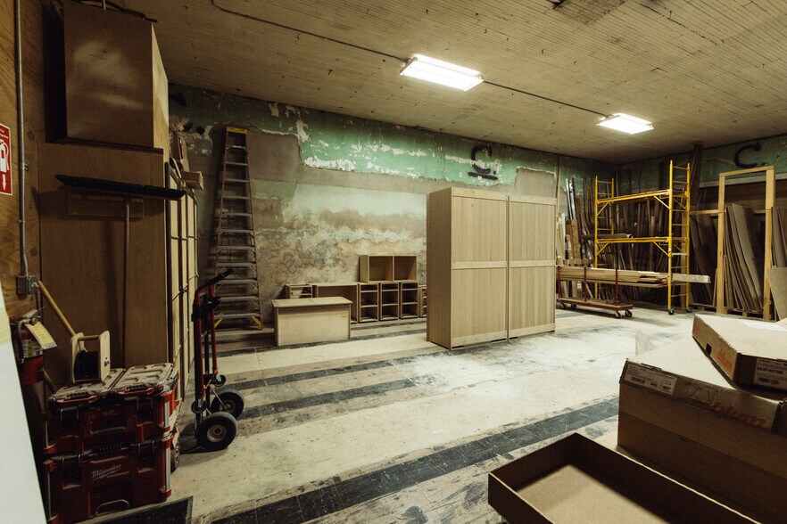 More Photos Of 75 Main St, Maxwell Warehouse For Lease