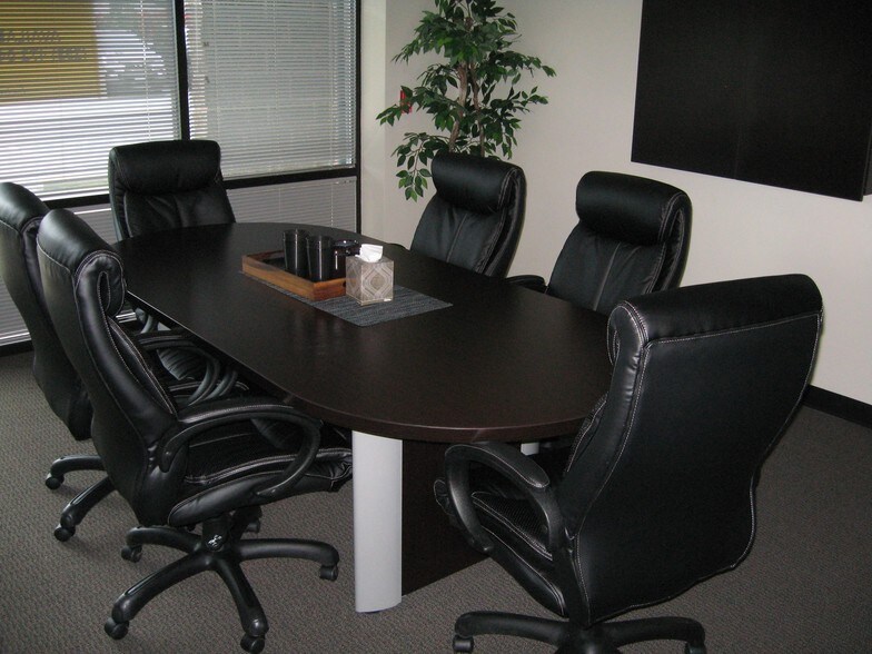 More Photos Of 8520-8524 Steilacoom Blvd SW, Lakewood Unknown For Lease