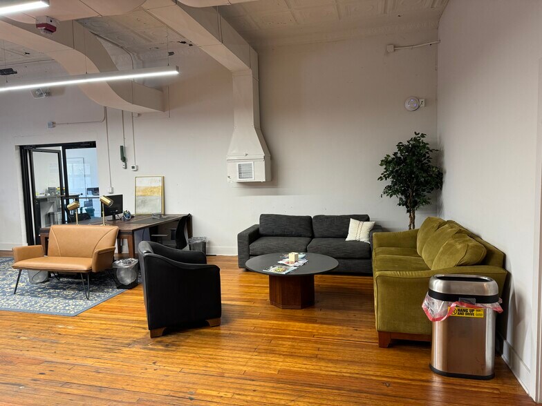 More Photos Of 620 Rutherford St, Greenville Loft Creative Space For Lease