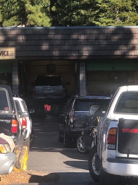 More Photos Of 851 Tanager St, Incline Village Auto Repair For Sale