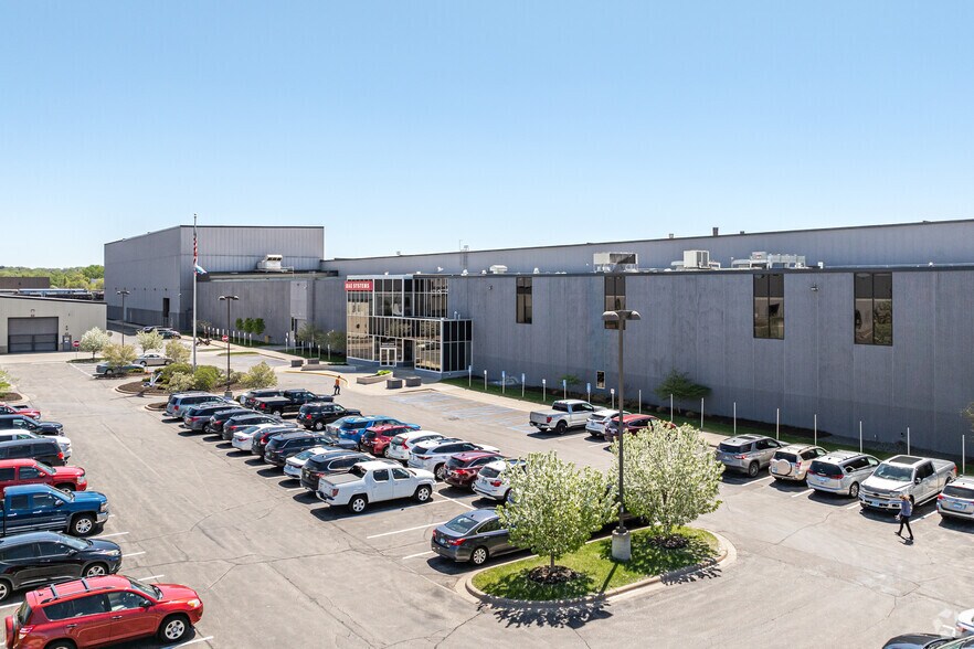 More Photos Of 4800 E River Rd, Fridley Manufacturing For Sale