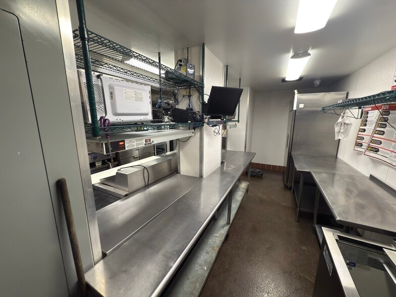 More Photos Of 3419 Alternate 19, Palm Harbor Restaurant For Sale
