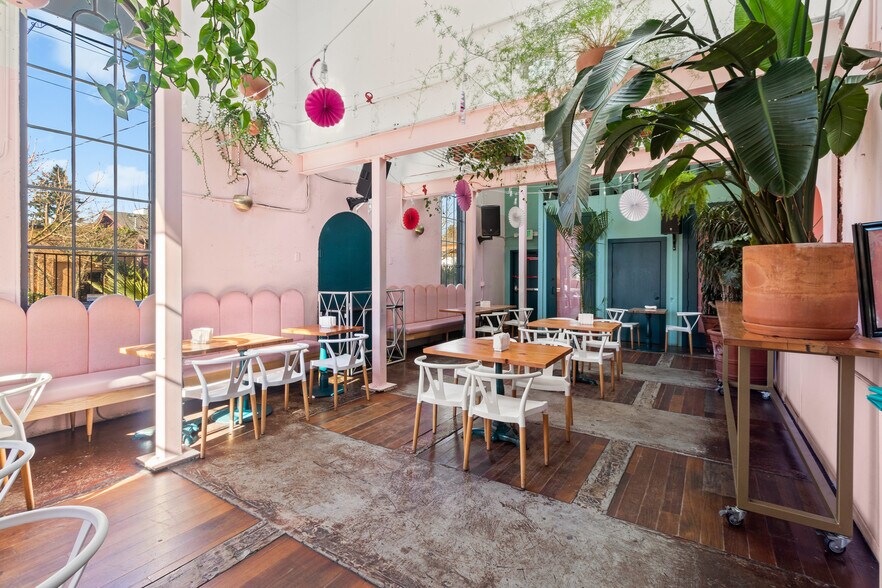 More Photos Of 2703 NE Alberta St, Portland Restaurant For Sale