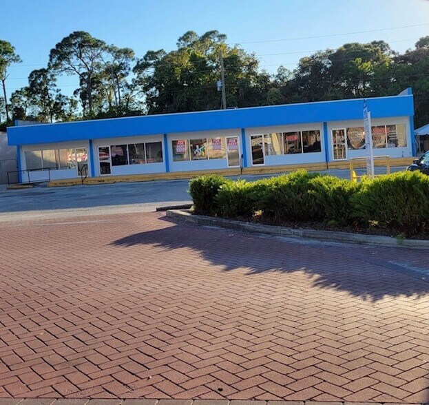 Primary Photo Of 2751 Tamiami Trl, Port Charlotte Unknown For Lease