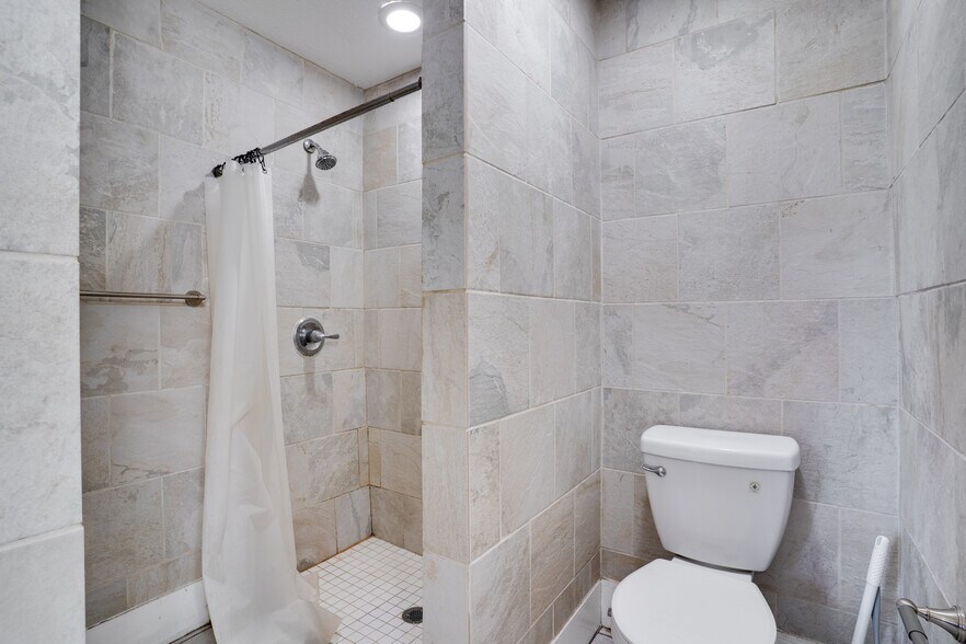 More Photos Of 316 W Columbus Dr, Tampa Apartments For Sale