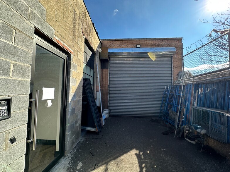 More Photos Of 2299 McDonald Ave, Brooklyn Warehouse For Sale