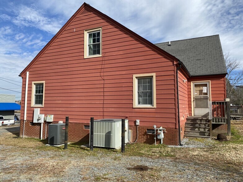 More Photos Of 785 Davidson Dr, Concord Medical For Sale