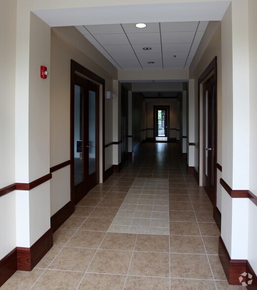 More Photos Of 101 Cosgrove Hill Ave, Chapel Hill Medical For Sale