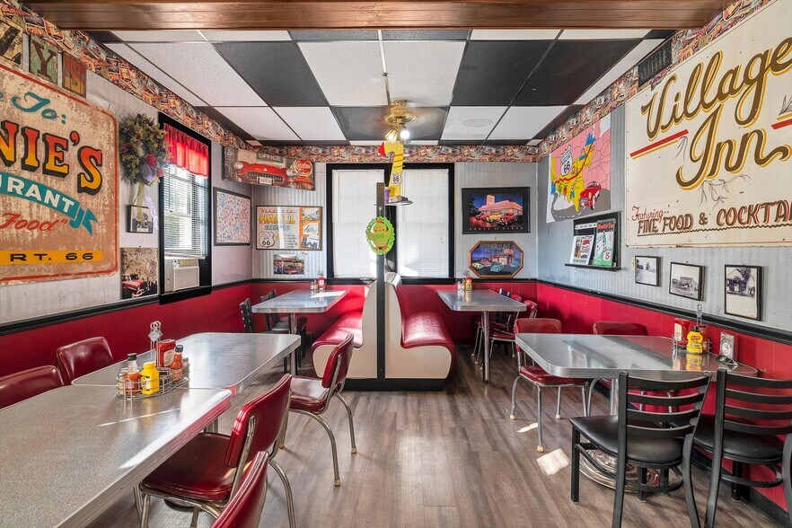 More Photos Of 108 S Old US Route 66, Hamel Restaurant For Sale