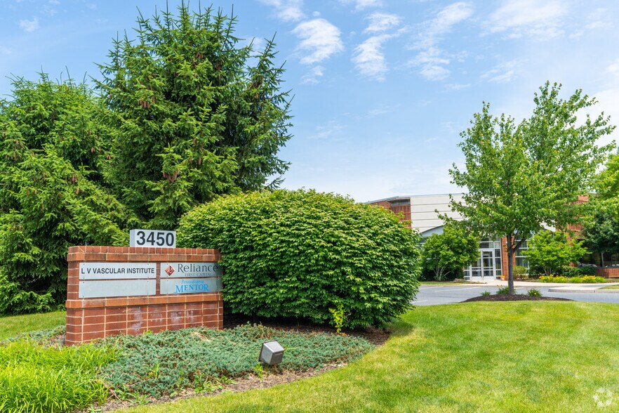 More Photos Of 3450 High Point Blvd, Bethlehem Medical For Lease