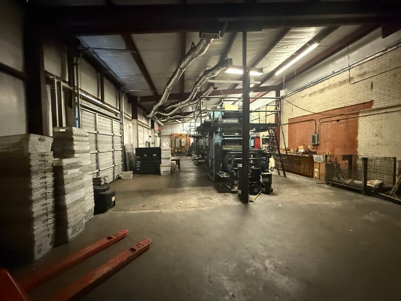 More Photos Of 214 N Railroad St, Mexia Office For Sale