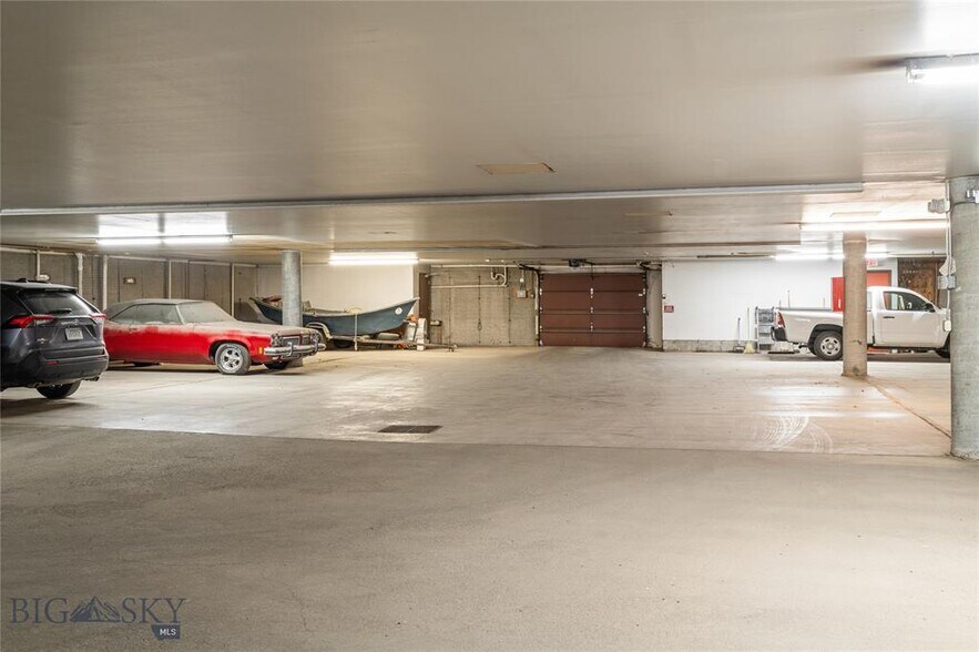 More Photos Of 422 S Main St, Livingston Medical For Sale