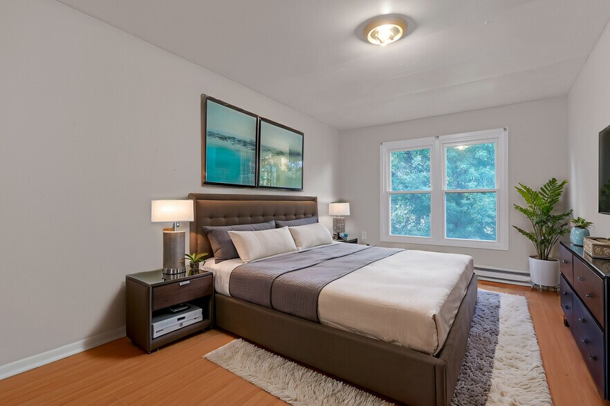 More Photos Of 604-620 E Grant Hwy, Marengo Apartments For Sale