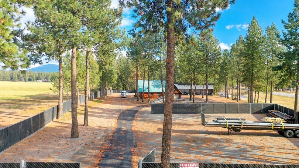 Primary Photo Of 4020 N Huetter Rd, Coeur d'Alene Flex For Lease