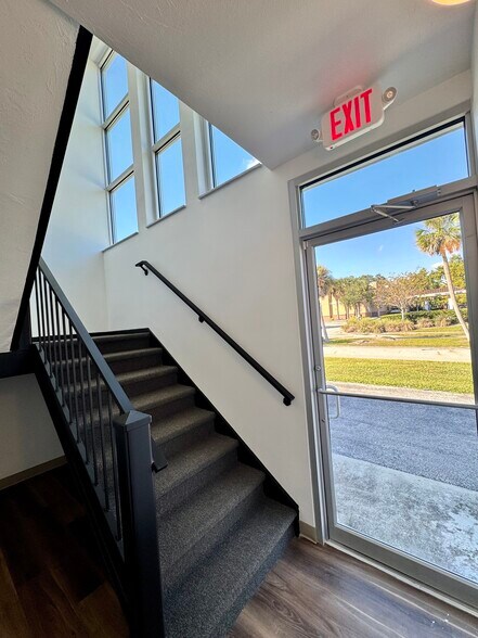 More Photos Of , Ormond Beach Office For Sale