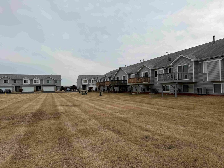 More Photos Of 1863 Waters Edge Dr, Minooka Land For Sale