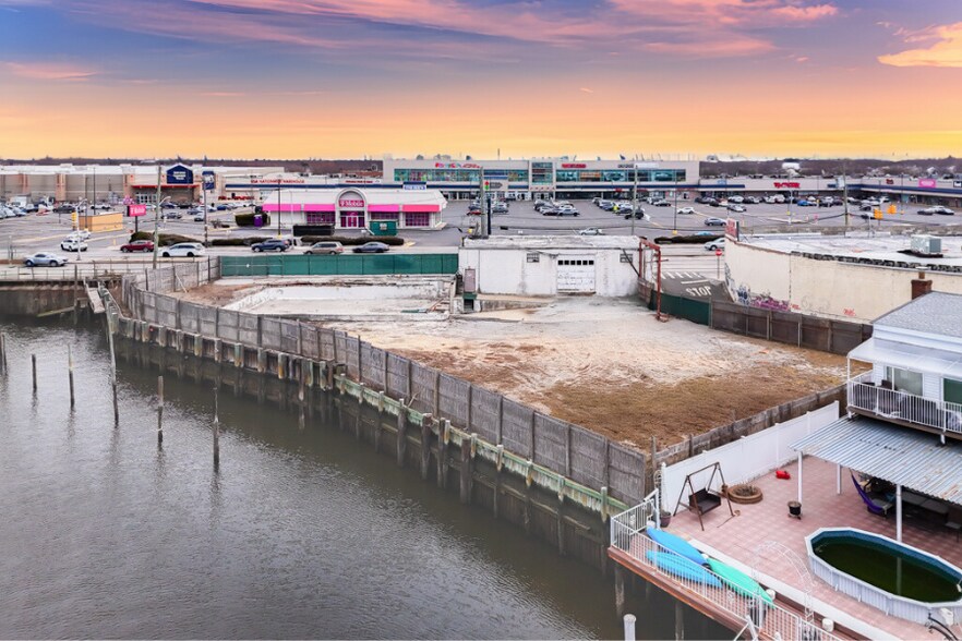 Primary Photo Of 25102 Rockaway Blvd, Rosedale Land For Sale