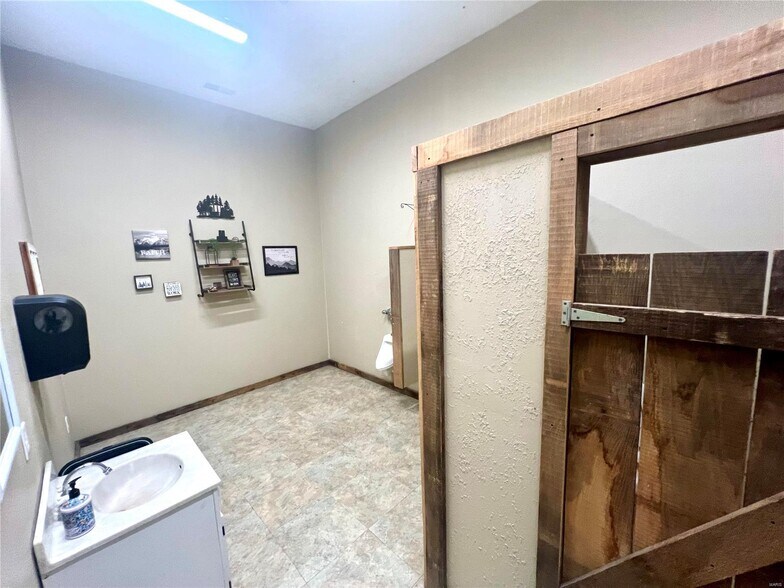 More Photos Of 3370 Highway O, Park Hills Religious Facility For Sale