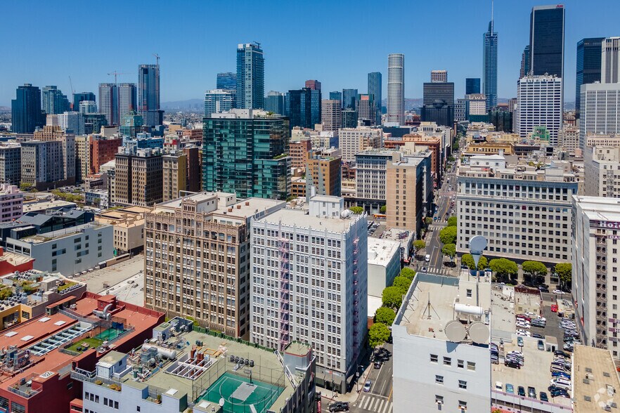 More Photos Of 122 E 7th St, Los Angeles Loft Creative Space For Lease