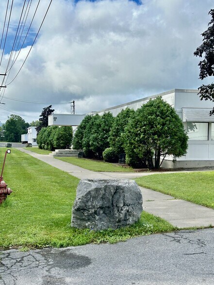 More Photos Of 1 BrightPet Dr, Sherburne Manufacturing For Sale