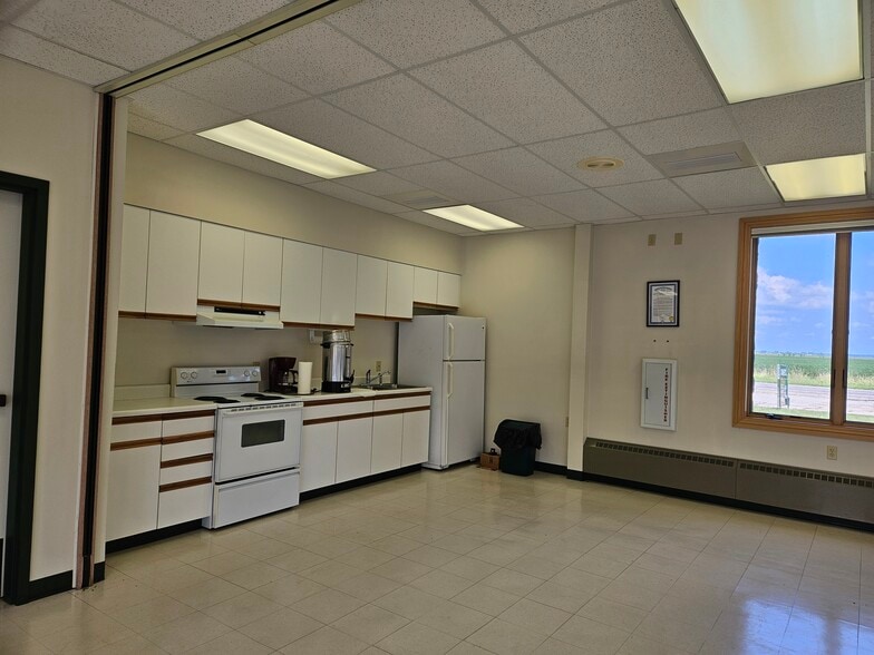 More Photos Of 5000 Fergus Rd, Saint Charles Religious Facility For Sale