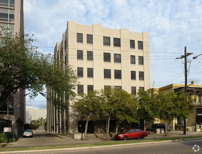 More Photos Of 1539 Jackson Ave, New Orleans Office Residential For Lease