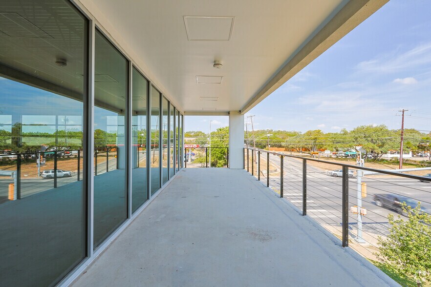 More Photos Of 8701 Menchaca Rd, Austin Medical For Sale