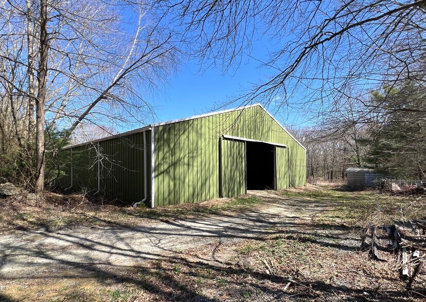 More Photos Of 2552A Ten Rod Rd, Exeter Specialty For Lease