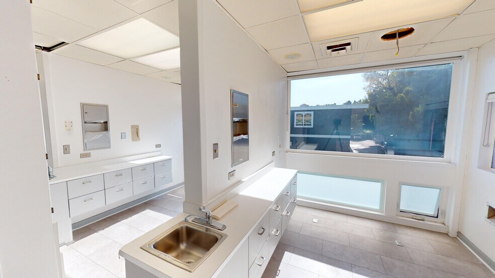 More Photos Of 141 Camino Alto, Mill Valley Medical For Lease