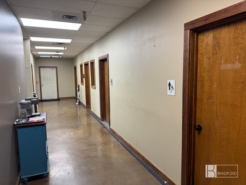 More Photos Of 5100 Marshall St, Sherman Industrial For Sale