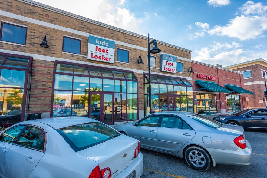 More Photos Of 5700 W Capitol Dr, Milwaukee Unknown For Lease