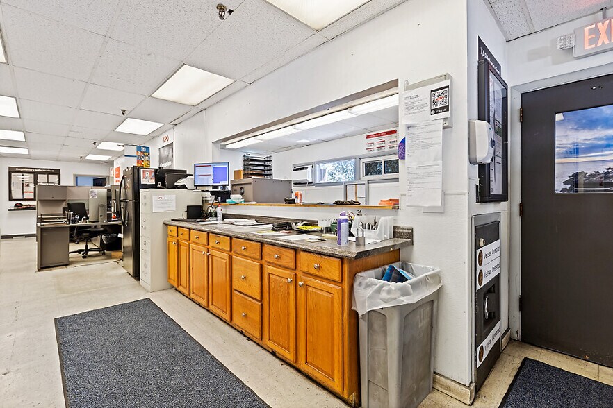 More Photos Of 122 Lyons Rd, Sidney Industrial For Sale