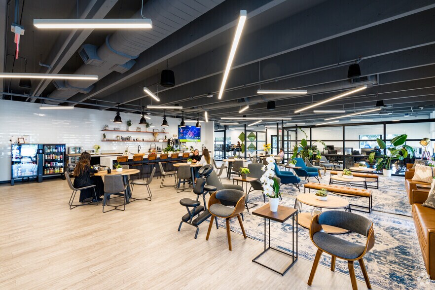 More Photos Of 9555 SW 175th Ter, Palmetto Bay Coworking Space