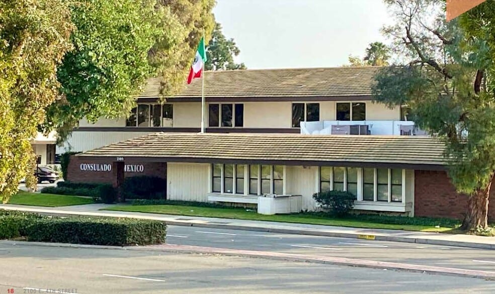 More Photos Of 2100 E 4th St, Santa Ana Office For Sale