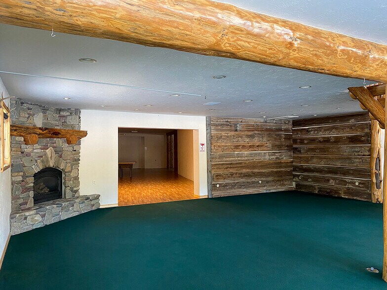More Photos Of 2400 9th St W, Columbia Falls Freestanding For Sale