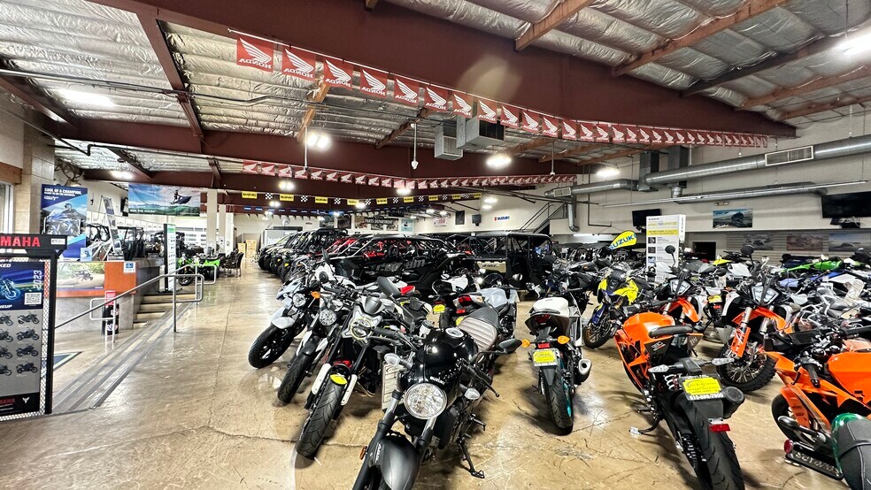 More Photos Of 21756-21758 Foothill Blvd, Hayward General Retail For Sale