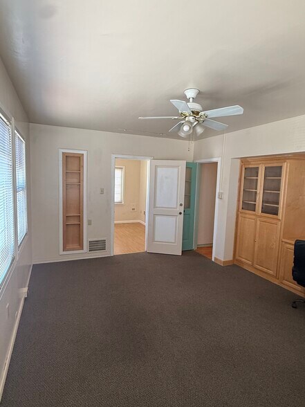 More Photos Of 140 Central Ave, Salinas Office For Sale