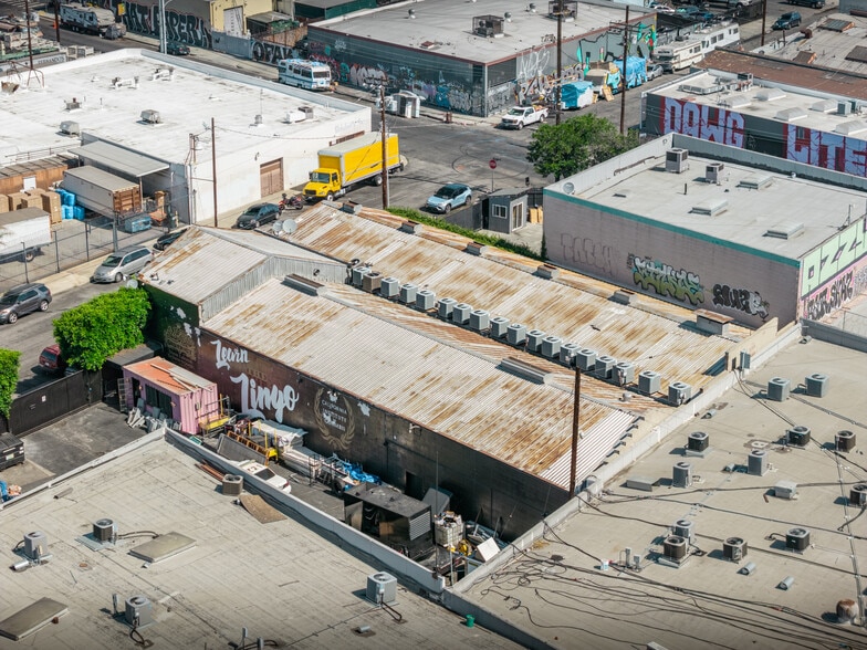 More Photos Of 1410-1412 Elwood St, Los Angeles Warehouse For Sale